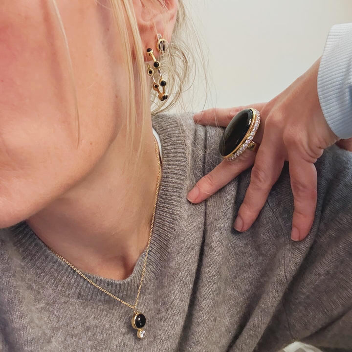 Mini Becky Hoop Earrings in Black Onyx